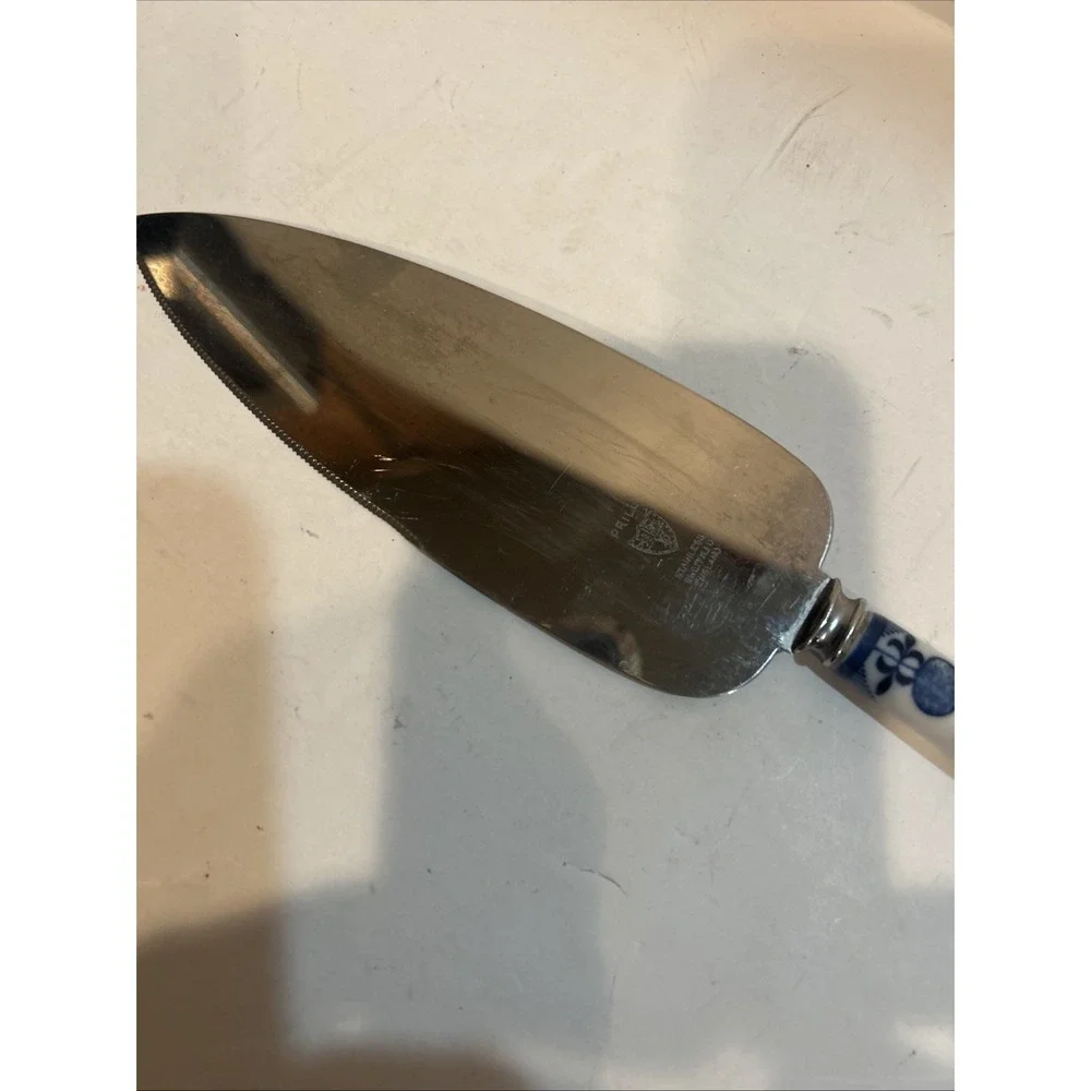 Nostalgic cake server from‎ House of Prill - Vintage
